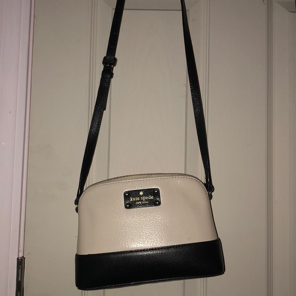 kate spade Handbags - Kate spade purse